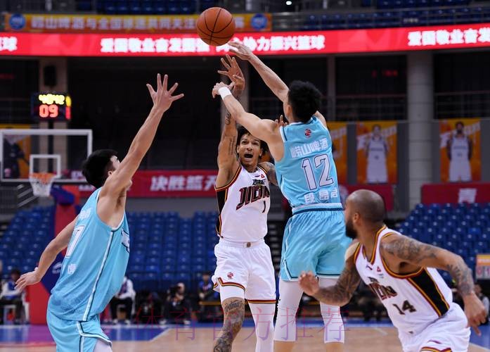 青岛崂山啤酒战胜长白山恩都里 青岛崂山啤酒战胜长白山恩都里